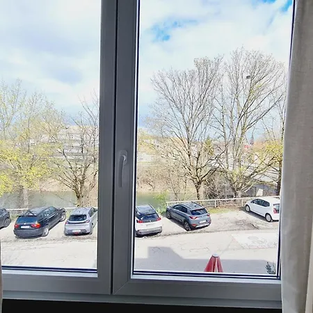 Le Loft De - 4 Etoiles Appartement *